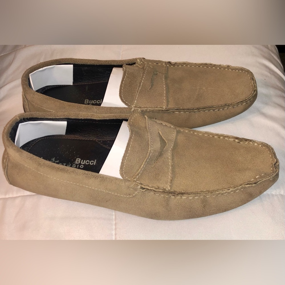 Bacco Bucci Men's Colton Slip On Men's Tan Suede Loafers